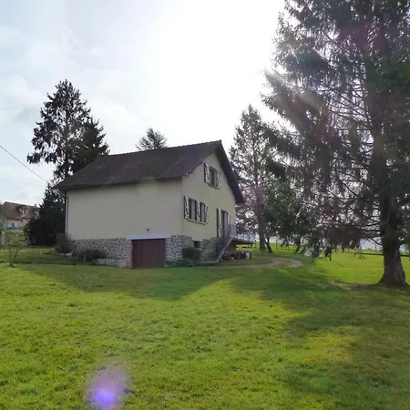 Prázdninový dům Maison Familiale Renovee, Grand Jardin, Proche De Vichy - Fr-1-489-548 Trezelles